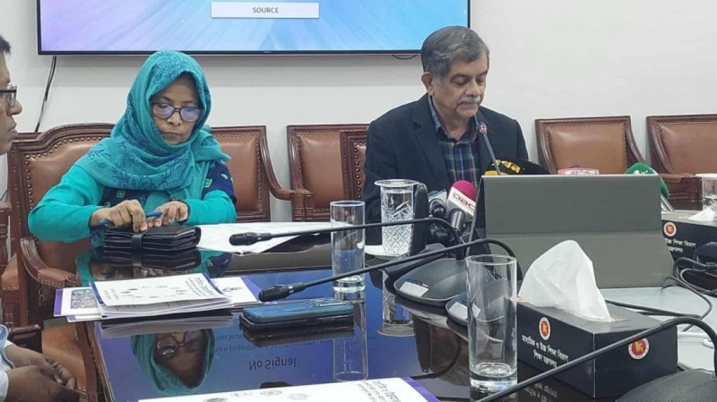 শিক্ষকদের বাড়িভাড়া ৫ শতাংশ বাড়ানো নিয়ে আলোচনা চলছে: শিক্ষা উপদেষ্টা
