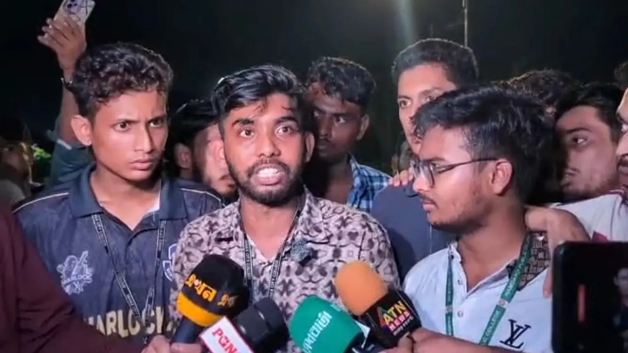 বুধবার পরীক্ষা হলে শিক্ষা মন্ত্রণালয় অভিমুখে লংমার্চের ঘোষণা বুধবার পরীক্ষা হলে শিক্ষা মন্ত্রণালয় অভিমুখে লংমার্চের ঘোষণা